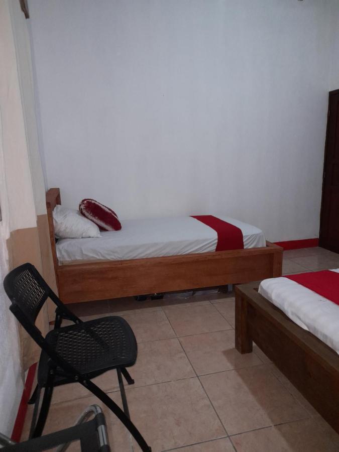 Hostal Blood Moon Rio Dulce Town Kültér fotó