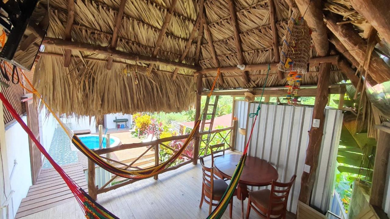 Hostal Blood Moon Rio Dulce Town Kültér fotó